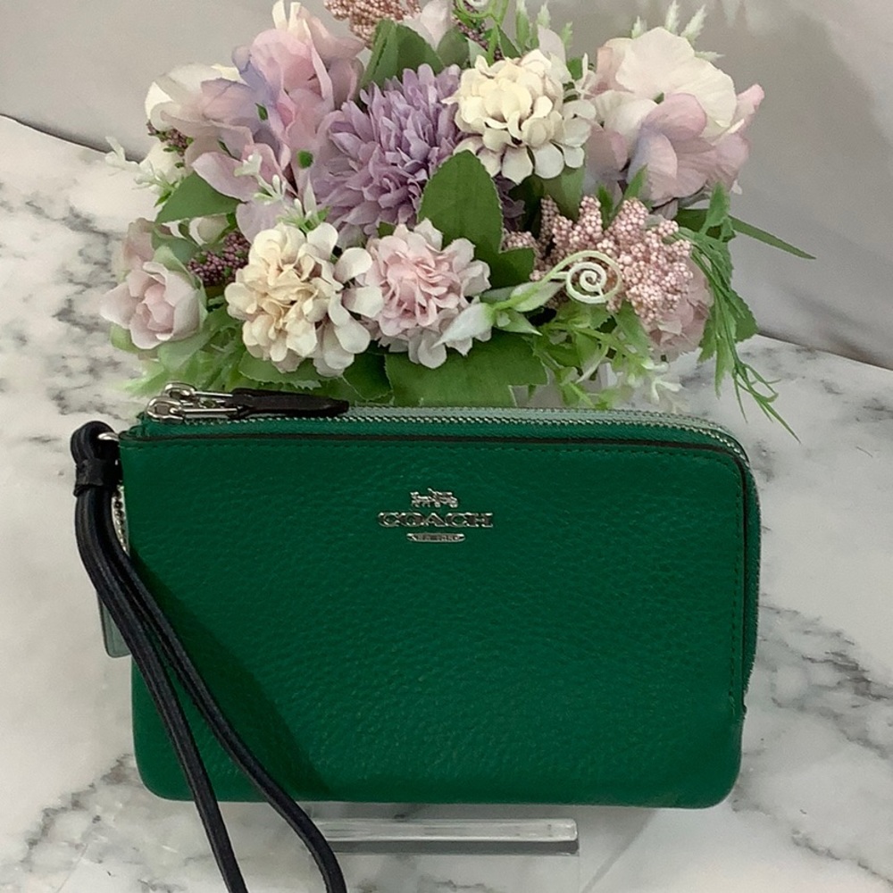 NWT Coach Colorblock Pebble Leather Double Corner Zip Wristlet